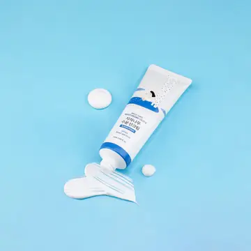 36e97b0173c417d65b75f00f9d8670c16f458d2ef94024ef6114dd19c5c42e8d Birch Moisturizing Sunscreen Uvlock Spf 45+ Broad Spectrum